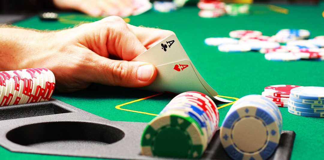 Đỉnh cao tư duy và trí tuệ với Poker